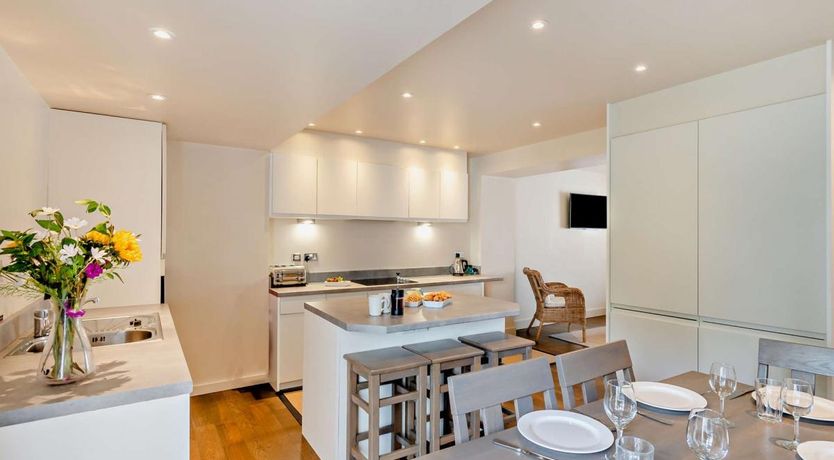 Photo of 2 Bed in Saundersfoot