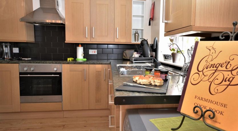 Photo of 2 Bed in Crediton