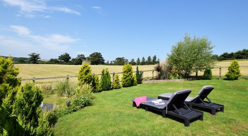 Photo of 2 Bed in Crediton