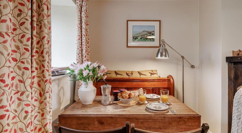 Photo of 2 Bed in Llandefalle