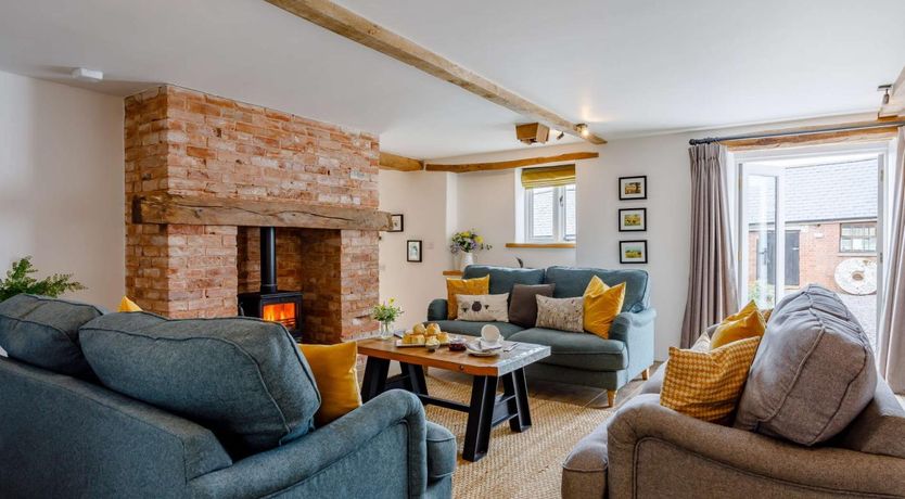 Photo of 4 Bed in Honiton