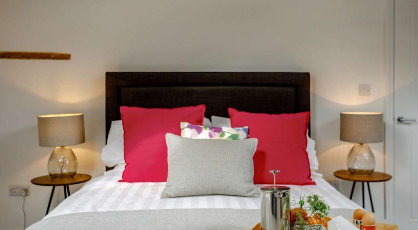 Photo of 4 Bed in Honiton