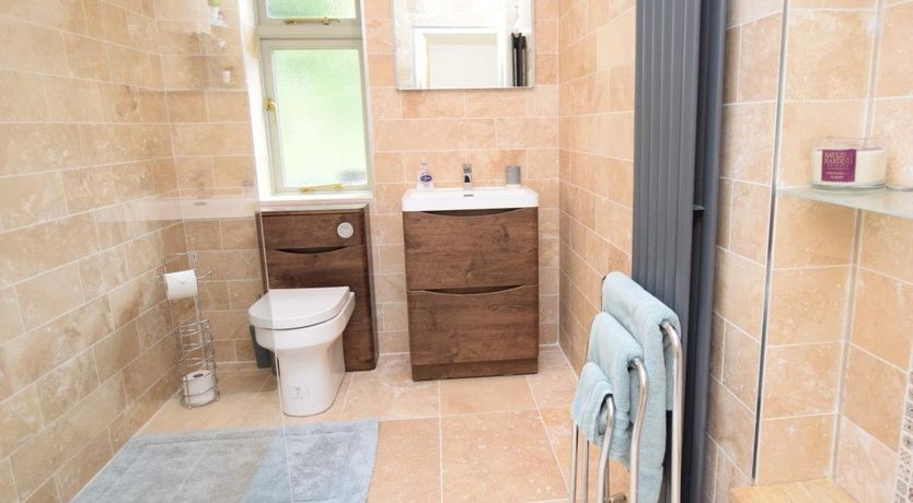 Photo of 1 Bed in Pennington