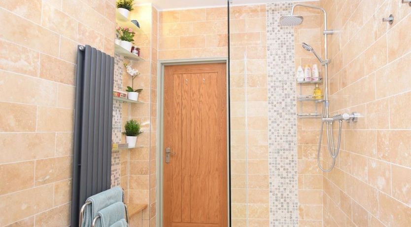 Photo of 1 Bed in Pennington