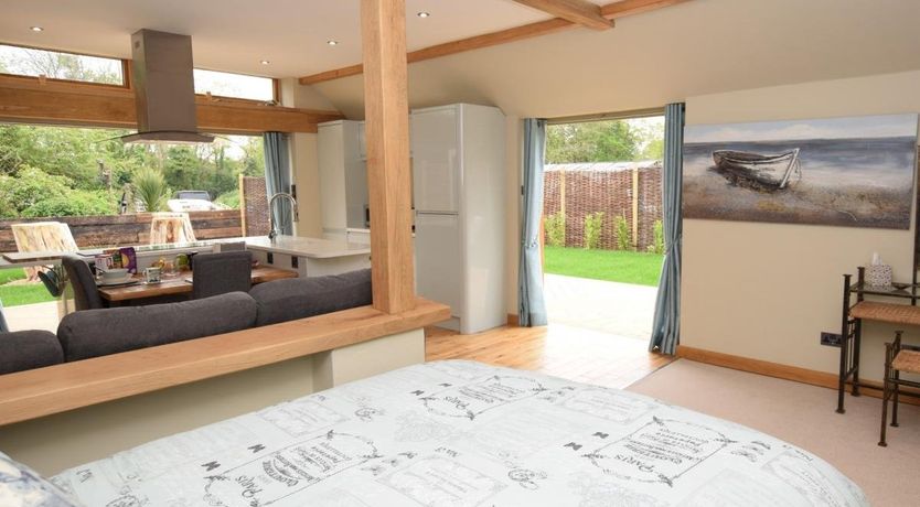 Photo of 1 Bed in Pennington