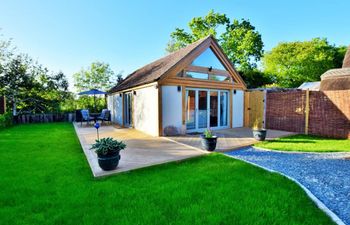 in Lymington  (50723) Holiday Cottage