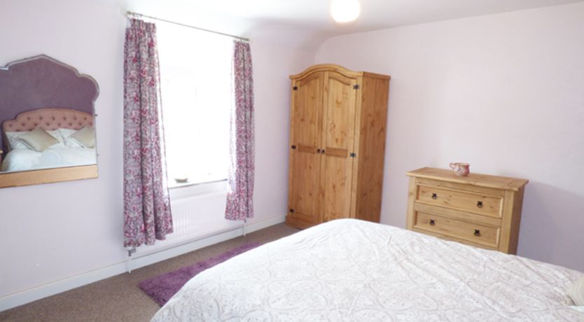 Photo of Y Bwythyn at Henfaes