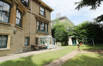 Garden View Apartment
