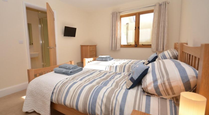 Photo of 2 Bed in Fairy Cross