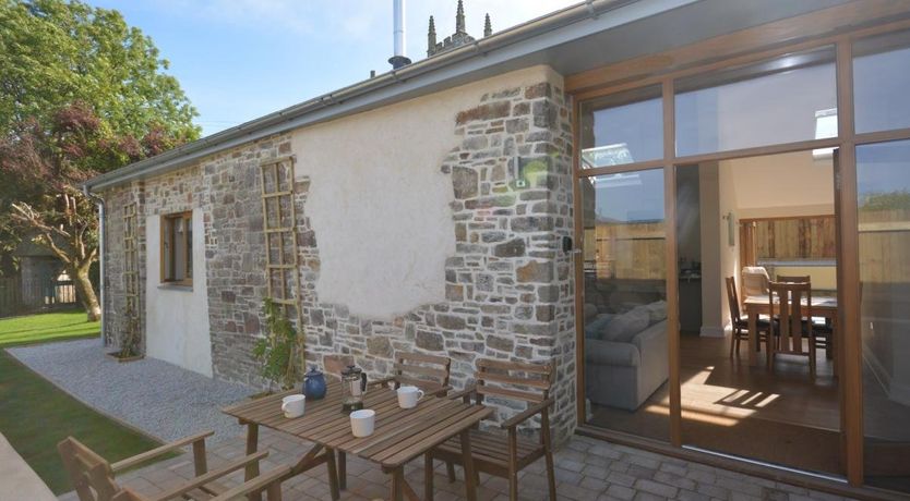 Photo of in Fairy Cross (32240)