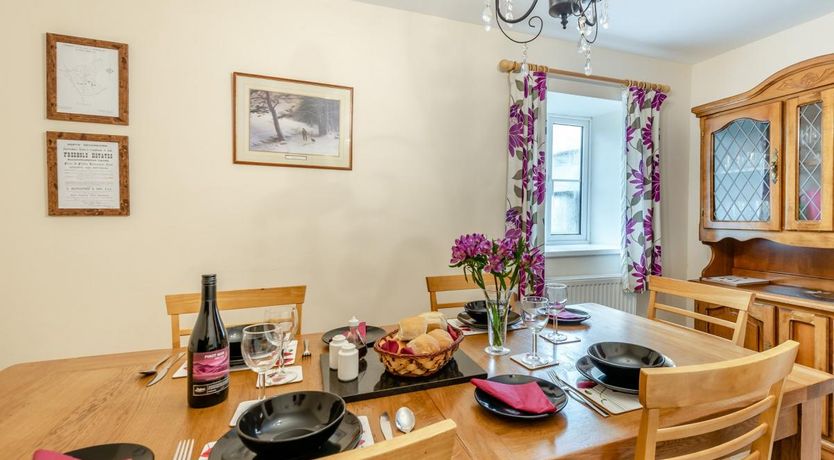 Photo of 2 Bed in Yarnscombe