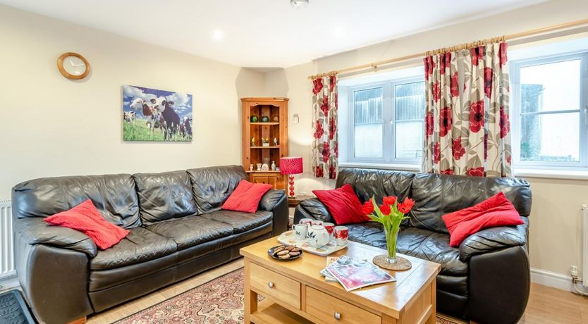 Photo of 2 Bed in Yarnscombe