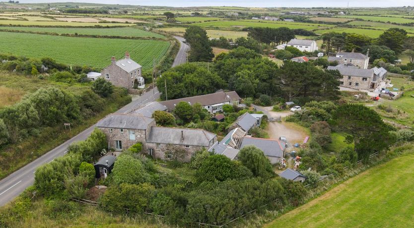 Photo of 2 Bed in Penzance