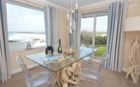 Photo of in Newquay (32056)