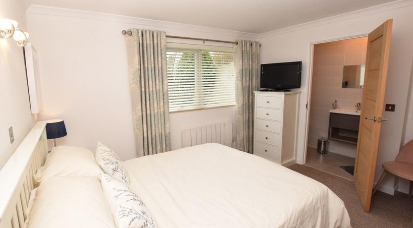 Photo of 2 Bed in Newquay
