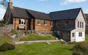 Photo of Cottage in The Highlands