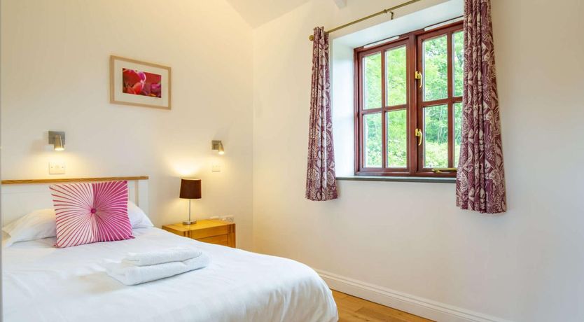 Photo of 3 Bed in Penzance