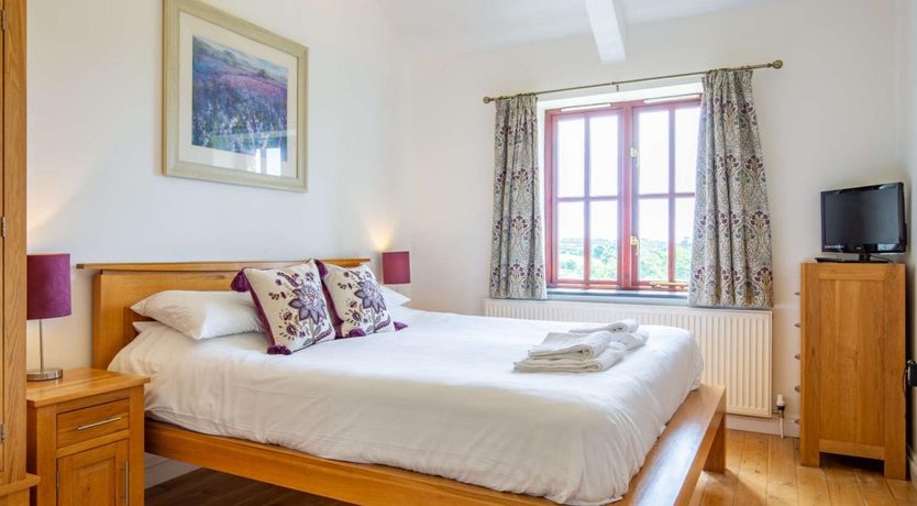 Photo of 3 Bed in Penzance