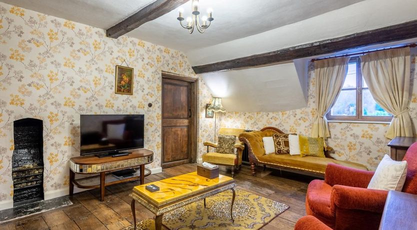 Photo of 9 Bed in Llanfyllin