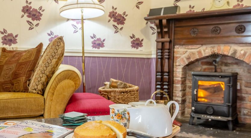 Photo of 9 Bed in Llanfyllin