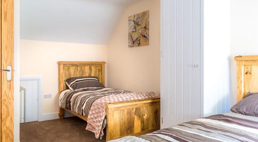 Photo of 3 Bed in Narberth