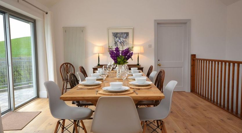 Photo of 5 Bed in Crackington Haven