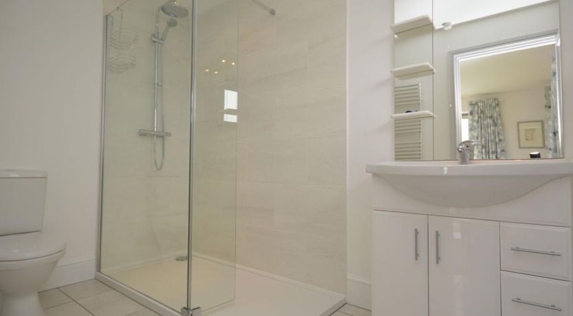 Photo of 5 Bed in Crackington Haven