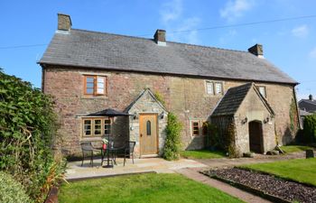 1 Bed in Lydney Holiday Cottage