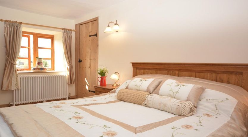 Photo of 1 Bed in Lydney