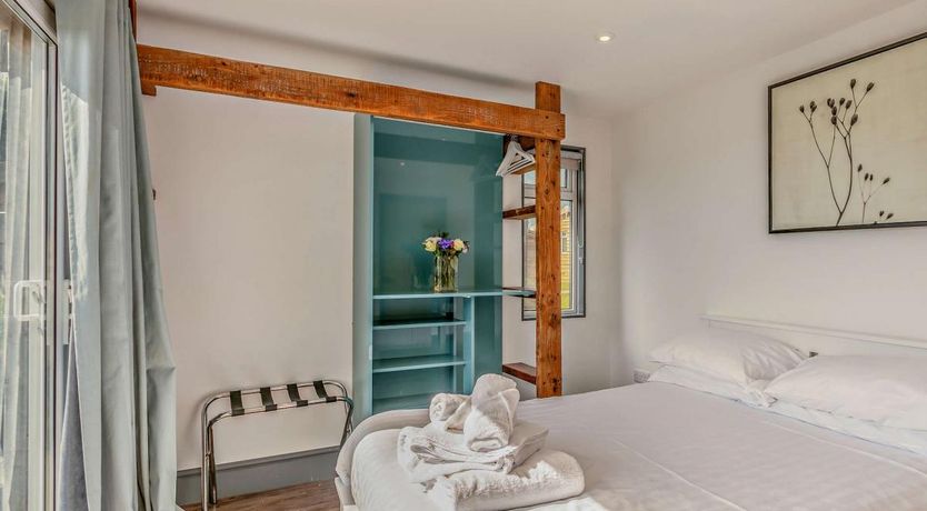 Photo of 2 Bed in Westward Ho