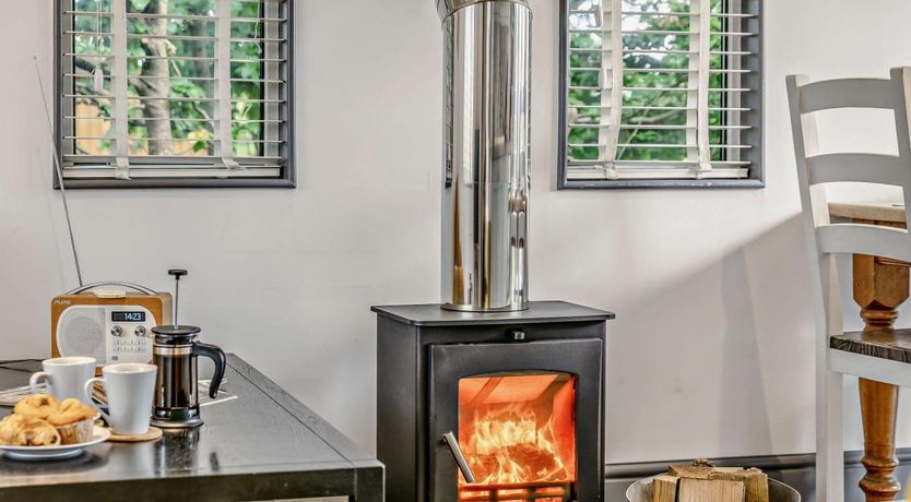 Photo of 2 Bed in Westward Ho