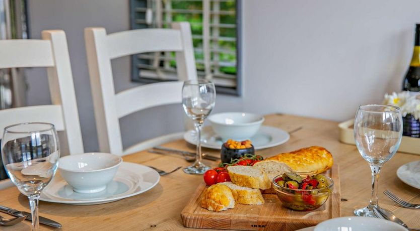 Photo of 2 Bed in Westward Ho