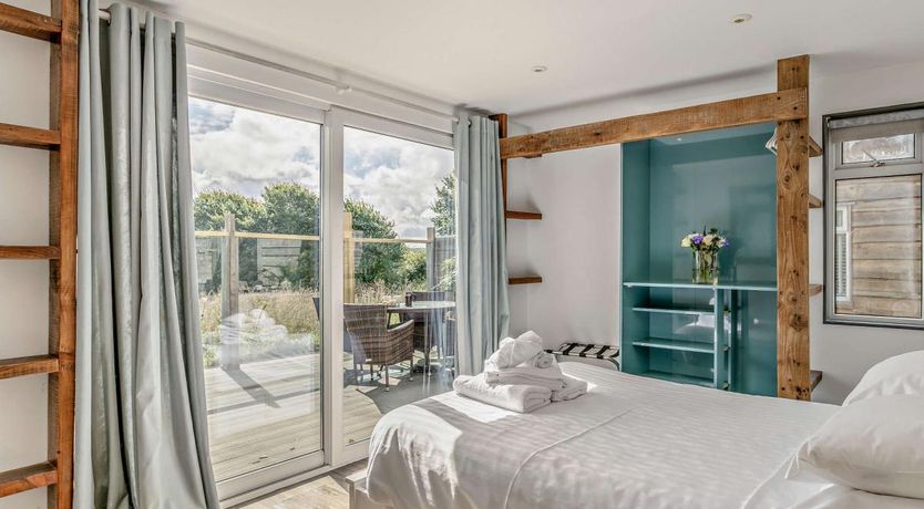 Photo of 2 Bed in Westward Ho