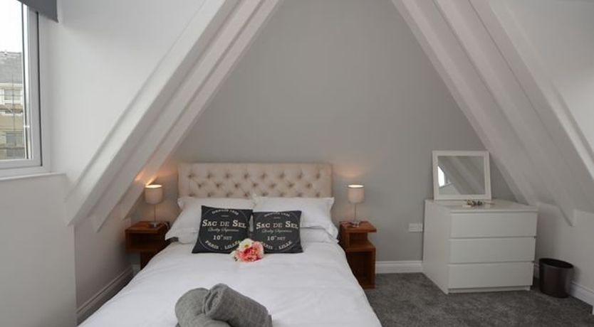 Photo of 3 Bed in Plymouth