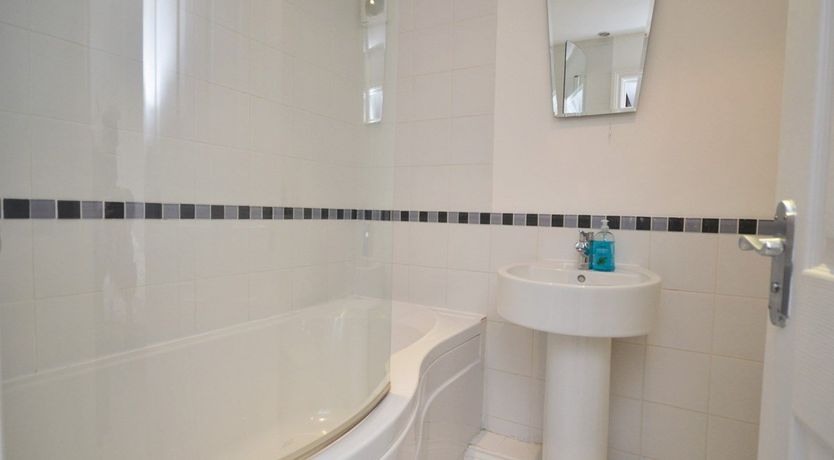 Photo of 3 Bed in Plymouth