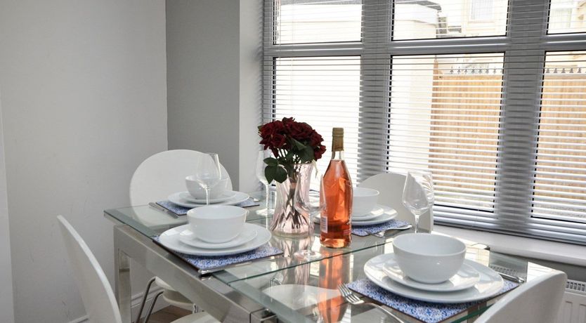 Photo of 3 Bed in Plymouth