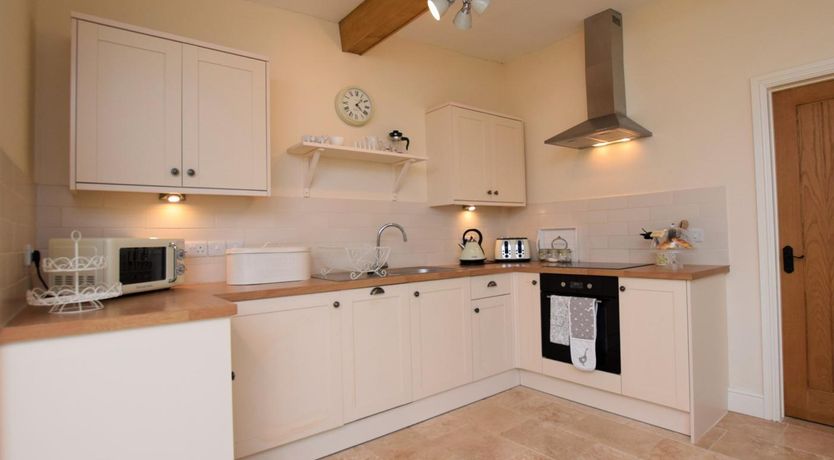 Photo of 1 Bed in Axminster