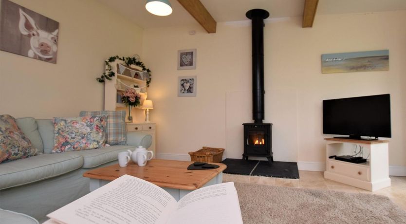 Photo of 1 Bed in Axminster