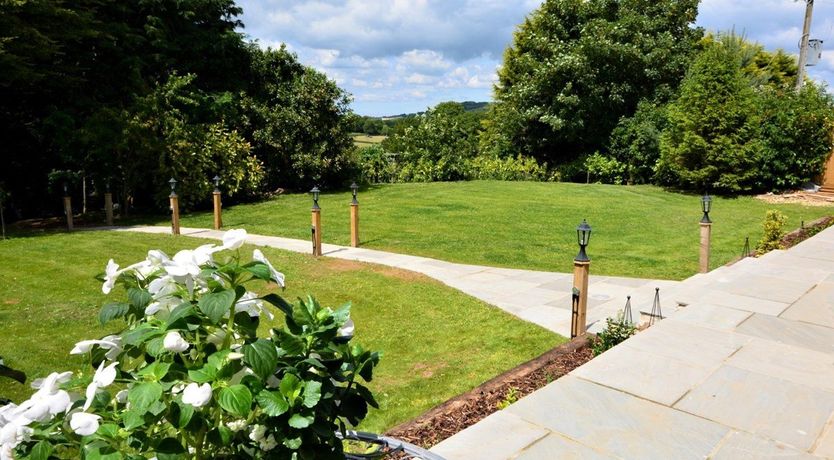 Photo of 1 Bed in Dalwood