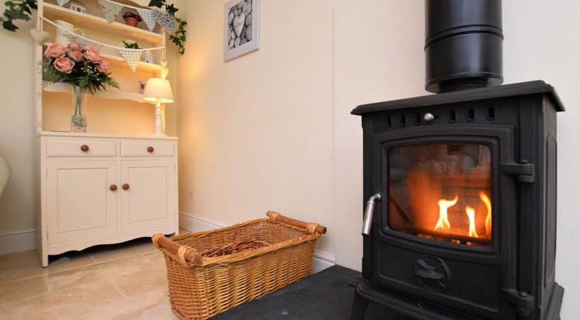 Photo of 1 Bed in Axminster