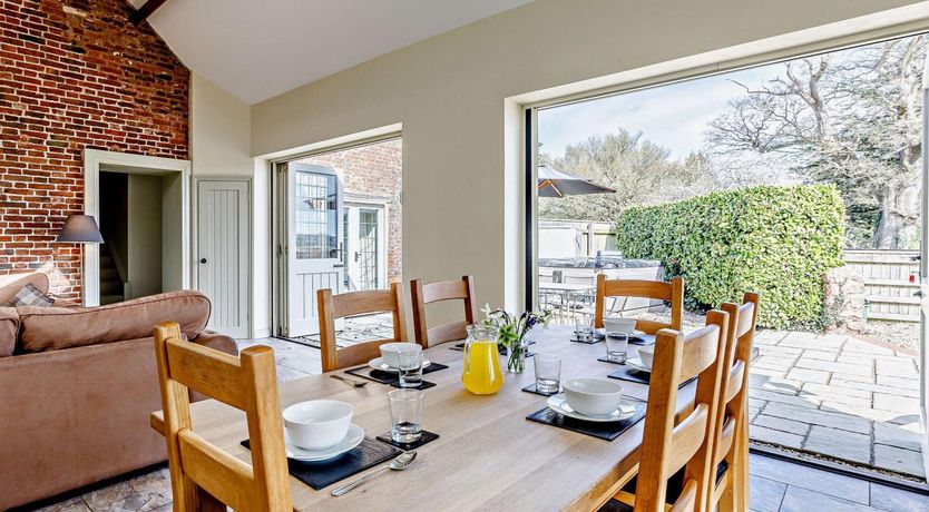 Photo of 3 Bed in Taunton