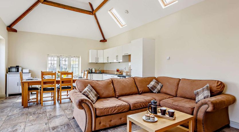 Photo of 3 Bed in Taunton