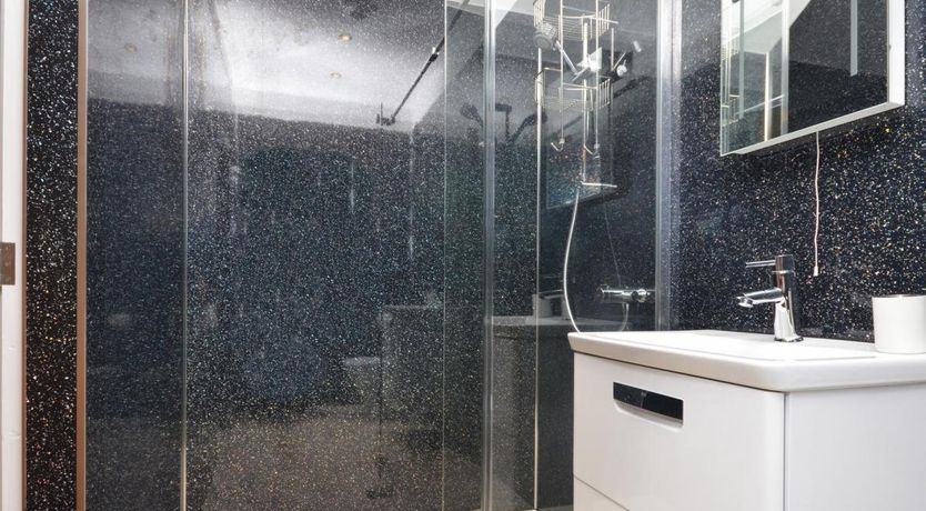 Photo of 1 Bed in Woolsery