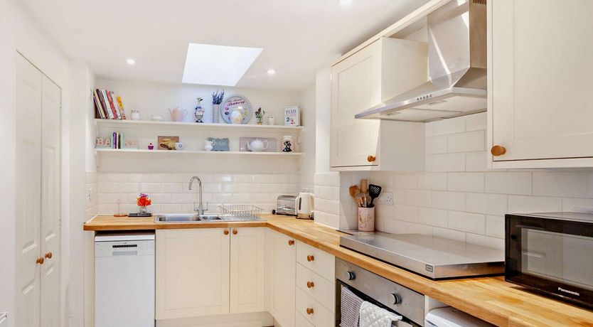 Photo of 2 Bed in Bradford-on-avon