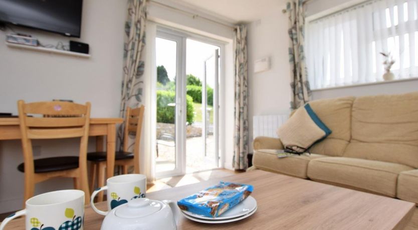 Photo of 2 Bed in Axminster