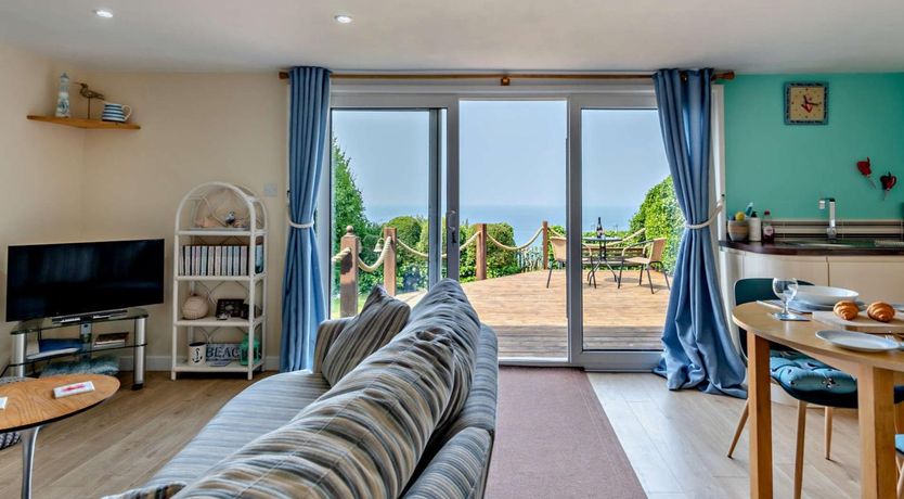Photo of 1 Bed in Torpoint