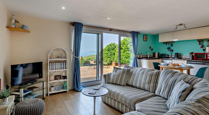 Photo of 1 Bed in Torpoint