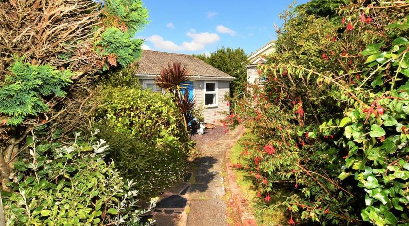 Photo of Log Cabin in South Cornwall