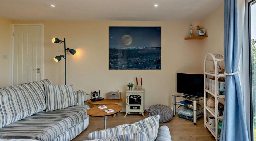 Photo of 1 Bed in Freathy