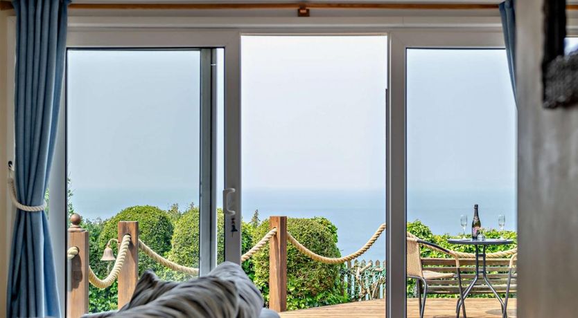 Photo of 1 Bed in Freathy